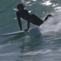 クレイグ・アンダーソンが乗るミッドレングスグライダー！フリーサーフ動画