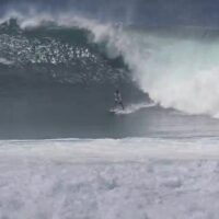 ビッグサイズとなった8月のバリ島クラマス！フリーサーフィン動画