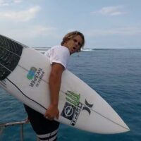 普通ならあり得ないガラガラのマカロニ！ニック・ヴォン・ラップのフリーサーフ動画