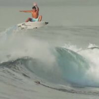 バリ島の和井田理央をフィーチャー!クイックシルバーの「Iconic for a Reason」