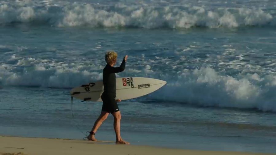 ジョンジョン フローレンスがグーフィーフッターに フリーサーフィン動画 サーフィン動画ニュース World Surf Movies