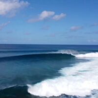 モルディブの高級リゾートで波独占!ジャクソン・ドリアンのフリーサーフ動画