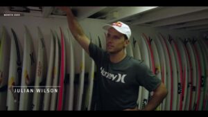 ジュリアン・ウィルソンのサーフボード事情！コンディションに合わせた