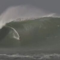 波に恵まれた20/21年シーズン!アイルランドのビッグウェイブ動画
