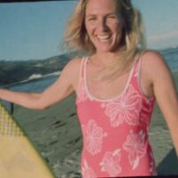 ステファニー・ギルモア起用のロキシーのサステイナビリティコレクション動画