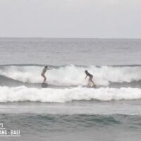 バリ島国際観光再開にようやく動きが!ニャンニャンでのフリーサーフ動画も