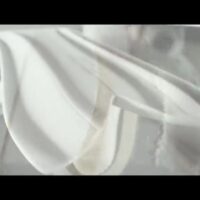 1本のボードでサーフとスノーをカバーできるか！？プロスノーボーダーの実験動画