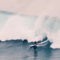 開会式翌日からファーストスウェルがワイメアにヒット!コア・ロスマンのVlog