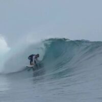 2月のメンタワイ諸島マカロニの波!オフシーズンのコーチングセッション動画