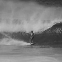 ジョーディ・スミスが足指骨折で挑んだパイプCTイベントで掴んだビッグバレル