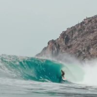 マックスサイズのサリナクルス!イーライ・オルソンのフリーサーフィン動画