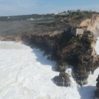 シーズンが近付いてきたポルトガルのナザレ!21/22年シーズンのハイライト動画