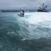 バリ島直行便が運航再開!レンボンガン島シップレックでのフリーサーフ動画