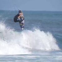 ローワーズで乗るロスト最先端ボード！ヤゴ・ドラのフリーサーフィン動画