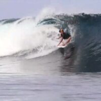 13歳のスーパーグロム!ディラン・ウィルコクソンのフリーサーフィン動画