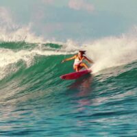 コロナ後の初トリップはマカロニ！ジャリーサ・ヴィンセントのフリーサーフ動画