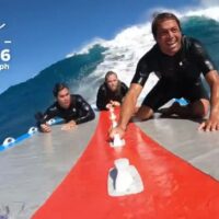 JOBに続いてカイ・レニーもサップスクワッチにトライ！サーフスタント動画