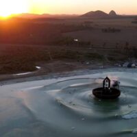 ウェイブプールオープン予定が遅れているサーフ・レイクス社の進捗状況