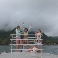 ガールズもチョープーへ行く時代へ!ビラボンウイメンズのタヒチトリップ動画