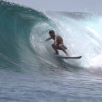 雨季ど真ん中の1月頭のインドネシア!メンタワイ諸島でのフリーサーフ動画