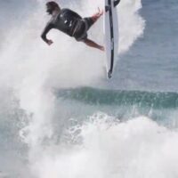 ソルティクルーのリーヴァイ・スローソン!フリーサーフィン動画