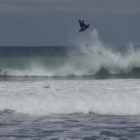 バリ島クラマスにカイ・レニー登場!あり得ないエアーやスイッチスタンス動画