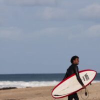 ツインフィンで乗るJベイ！マイケル・フェブラリーのフリーサーフィン動画