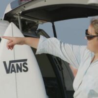 アングラ女性サーファーのホリー・ウォン!サリナクルスでのフリーサーフ動画