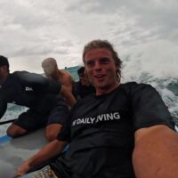 オアフ島ノースショアの風物詩！？ビッグサンセットでのサップスクワッチ動画