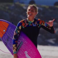 ステファニー・ギルモアのシグネチャーボード「Number 8」がDHDからリリース