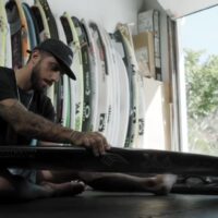 2023年に世界各地で撮影！フィリペ・トレドのフリーサーフィン動画