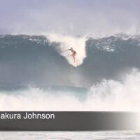 女性サーファーもチャージするマックスアウトのハレイワ!2004年1月5日動画