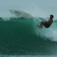 メキシコのライトポイントへ！マイケル・フェブラリーのフリーサーフィン動画