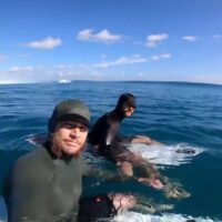 ネイトとアイヴァンのフローレンス兄弟がメンタワイへ！レフトのビッグバレル動画