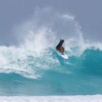 南スマトラ珠玉のレフトポイント!カイラニ・ジョンソンのウジュン・ボチュール動画