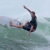 バリ島のクラマスが炸裂！クロスビー・コラピントも登場するフリーサーフィン動画