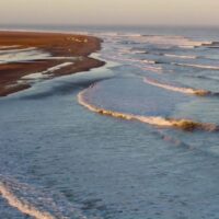 7月8日にビッグスウェルがヒット!Jベイとスケルトンベイでのフリーサーフィン動画