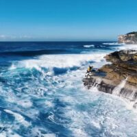 コア・ロスマンがオーストラリア最恐ブレイク「ケープフィア」へ！サーフトリップ動画