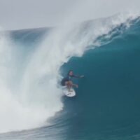 パリ五輪前に開催された2024年タヒチプロのウイメンズ部門のベストライド動画