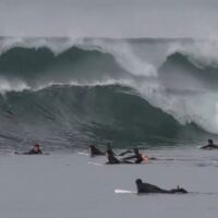 スウェルが入った時の混雑は！？ロサンゼルスに近い有名サーフスポットのマリブ