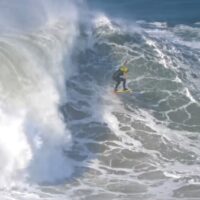 今季24/25年シーズンのナザレに1stスウェル!ニック・ヴォン・ラップのVlog動画