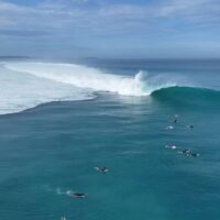 ウェイブスキーバレルが圧巻！メンタワイ諸島テレスコープでのフリーサーフィン動画