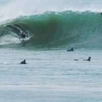 年末にエディスウェルが炸裂した南米ペルー北部!フリーサーフィン動画