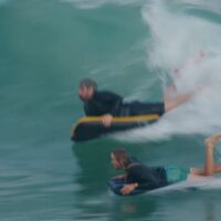 ポイントブレイクで最適なサーフマット!バイロンベイでのフリーサーフィン動画