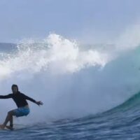 クリスマス前後のメンタワイ諸島!ファンコンディションのフリーサーフ動画
