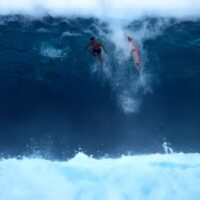 【必見】イーライ・オルソンの24/25年ハワイシーズンのハイライトサーフィン動画