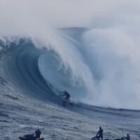 【必見】アルビー・レイヤーの23/24年シーズンのサーフィンムービー「PURE」