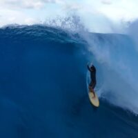 メンタワイに恋して家を建てたペルー人サーファー!昨季ハイライトサーフィン動画