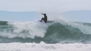 マイケル・フェブラリーがカリフォルニア州リンコンへ！フリーサーフィン動画