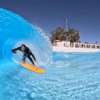 米国ウェイブプール「PSSC」の新たな人工波タイプのスラブ!テストライド動画